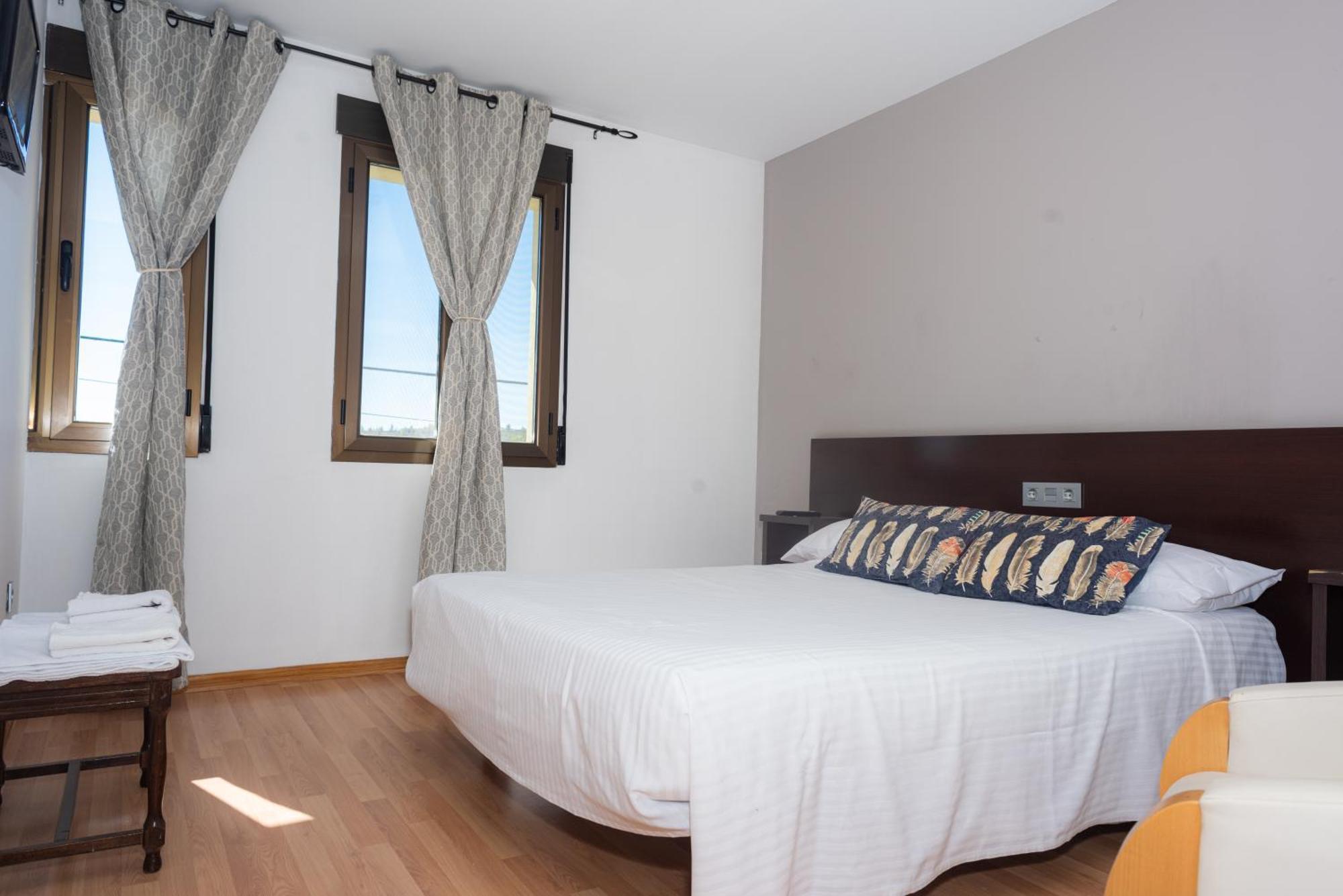 Hostal Venta De Valcorba Soria Exteriér fotografie